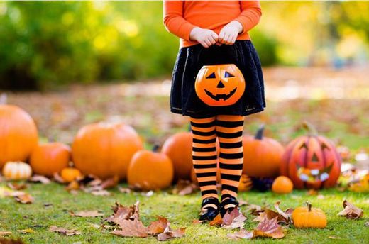 Halloween: Celtic tradition All Hallows' Eve