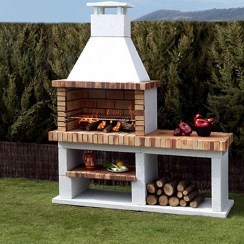 Una barbacoa para acompañar nuestro frutal