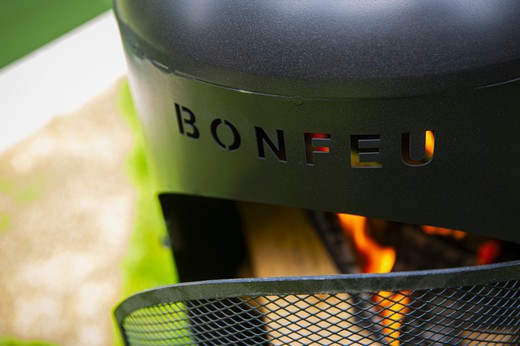 Poêle - cheminée - barbecue BonSolo