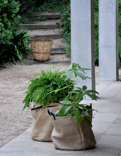 Natural planter bag