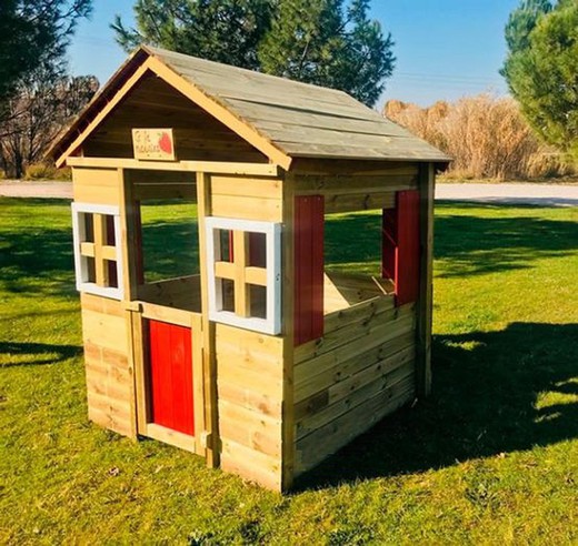 Casa in legno per bambini alla fragola