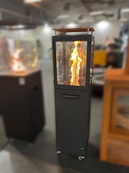 Estufa de pellet para exterior de la marca Nora Flames