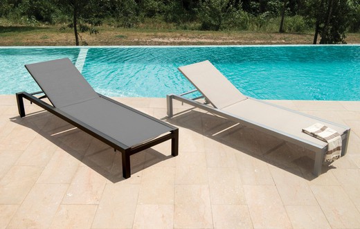 Aluminum pool lounger, with 5-position backrest and Una model wheels