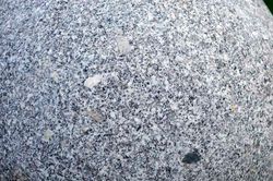 Sfera decorativa in granito per giardino