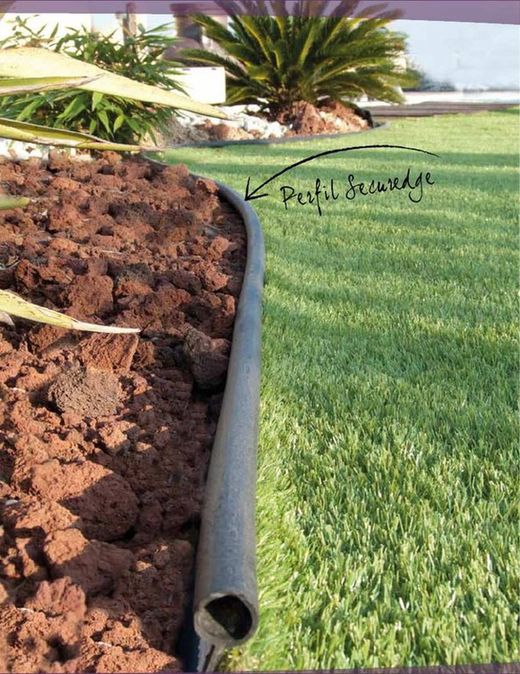 Borda de fixação em PVC