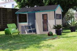 Casita de madera para niños con porche Jazz