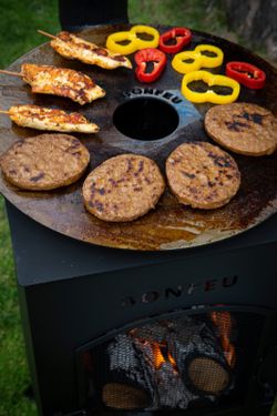 Chimenea - estufa - barbacoa BonCarré de la marca BonFeu