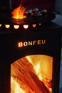 Chimenea - estufa - barbacoa BonCarré de la marca BonFeu