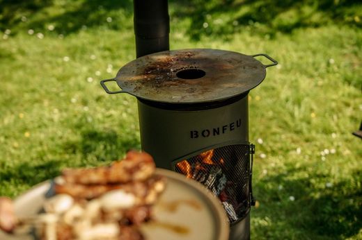 Estufa - chimenea - barbacoa BonGiano de la marca BonFeu