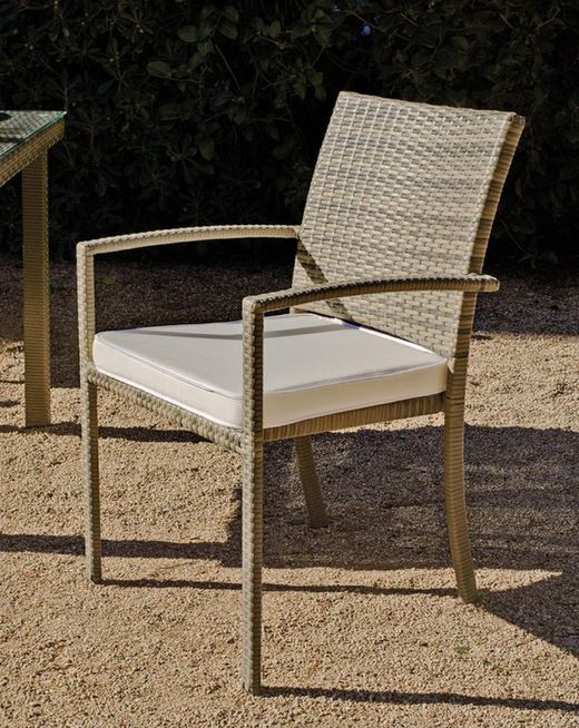 Conjunto de jantar de jardim de rattan ABASARI