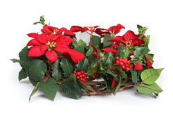 Corona ponsetia y acebo