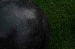 Sfera decorativa da giardino in granito nero