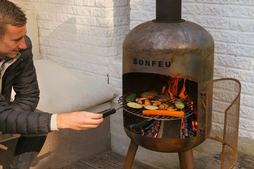Chimenea - estufa - barbacoa  BonBono de la marca BonFeu