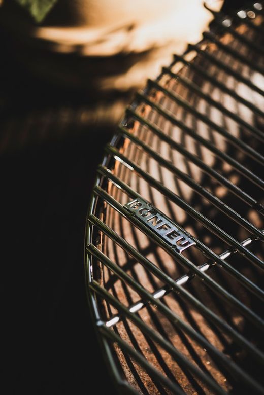 Griglia a semicerchio per barbecue all'aperto BonGrill