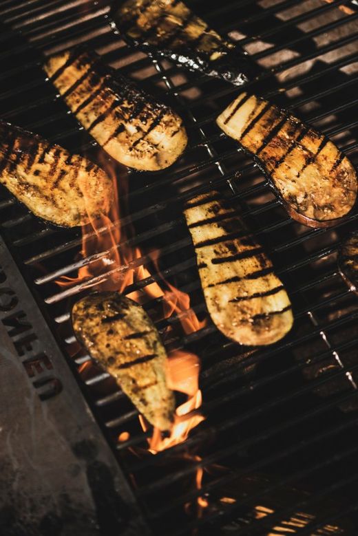 Griglia a semicerchio per barbecue all'aperto BonGrill