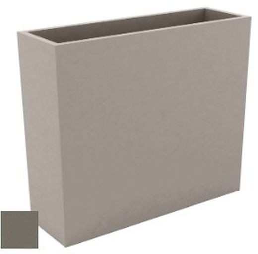 Tall planter to separate environments, By Maceteros de Vondom