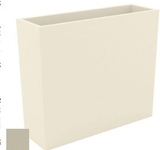 Tall planter to separate environments, By Maceteros de Vondom