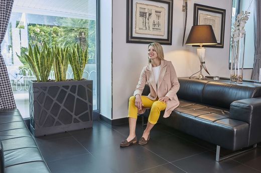 Jardinera resina rectangular alta flowebox 80x30 cm