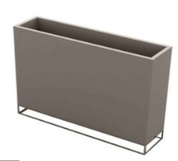 Plantador alto e estreito deondond Por Ramón Esteve 120x30x90h cm