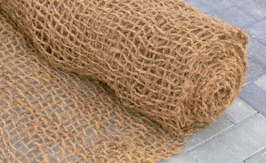 Mallas control erosion