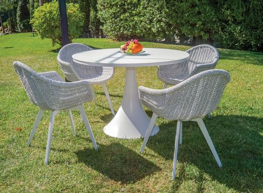 Fano round aluminum outdoor dining table