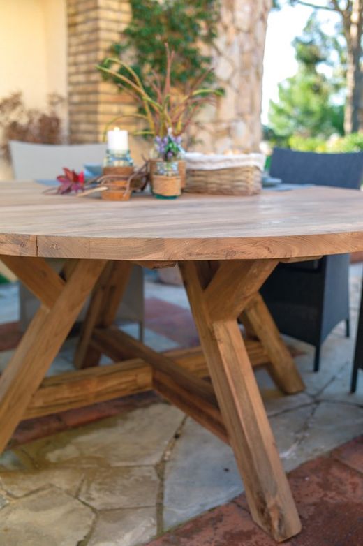 Mesa redonda Kenya de la marca IE3