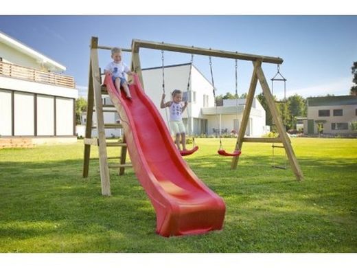 Parque infantil de madeira de Sofia