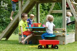 Parc de jeux pour enfants avec toboggan Beach Hut