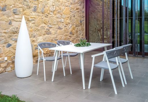 Auto aluminum outdoor dining armchair