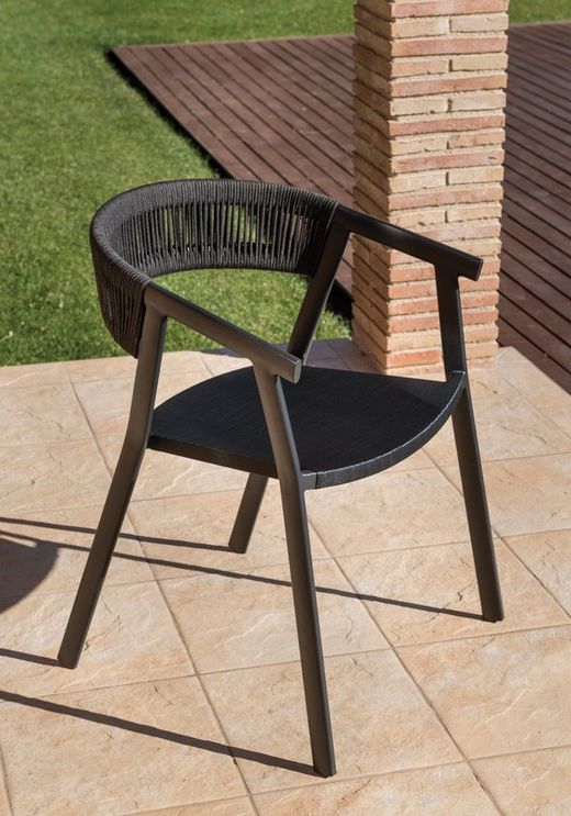 Auto aluminum outdoor dining armchair