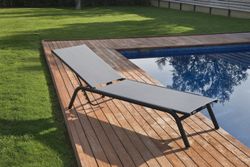 Tumbona July (apilable) de la marca IE3