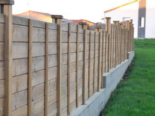 Stackable wooden plank fence Milano